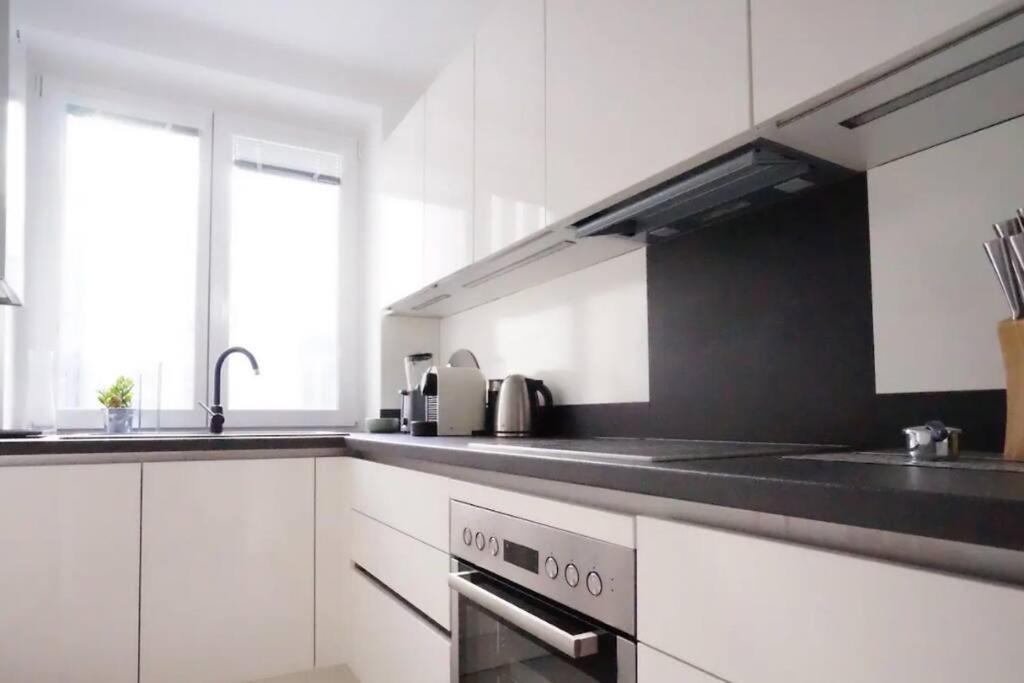 Gorgeous In Center Appartement